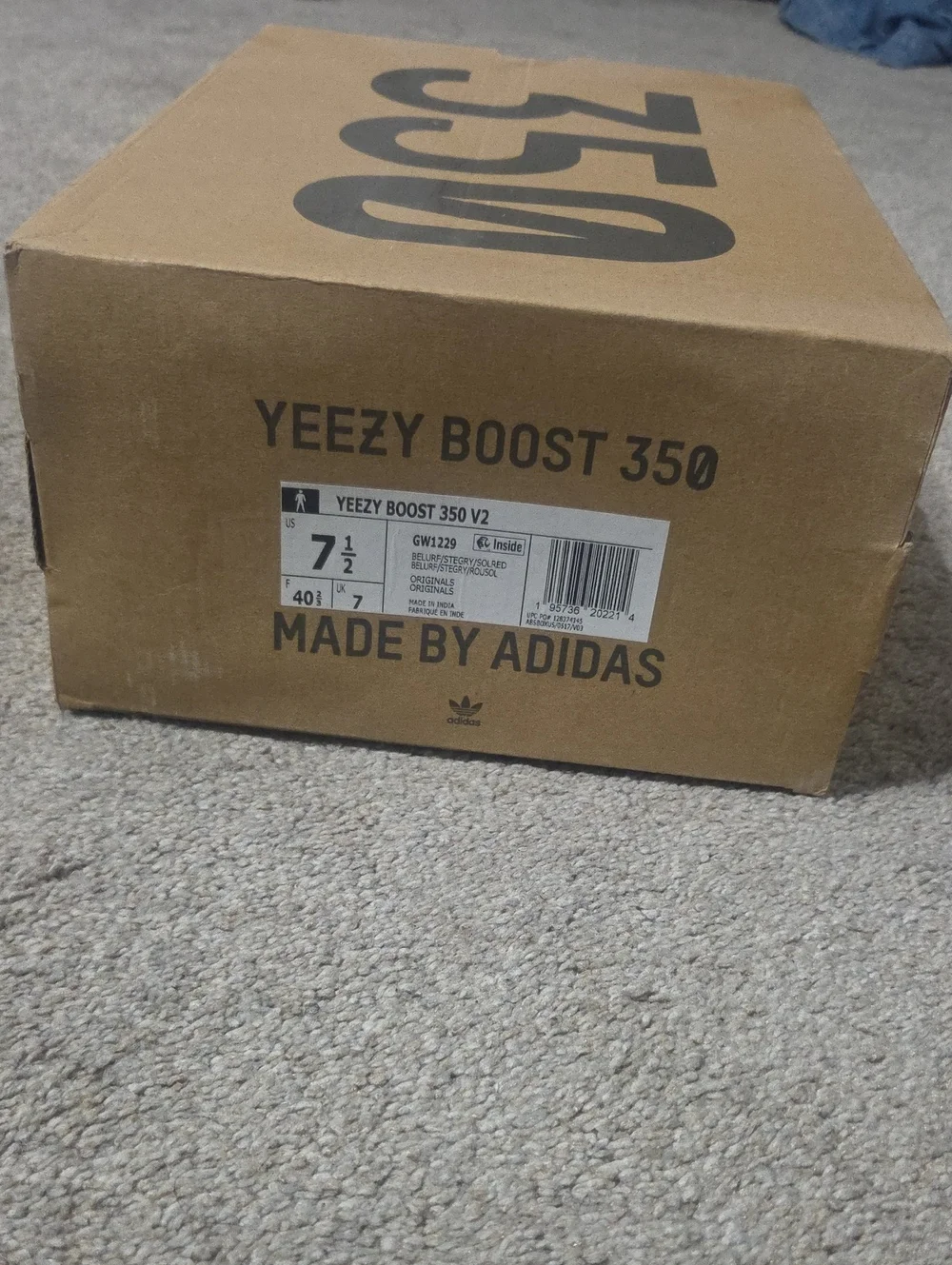 adidas Yeezy Boost 350 V2 Brown Cardboard Shoe Box